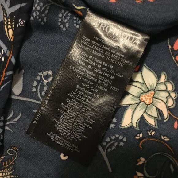 Vero Moda Floral Print Keyhole Sleeveless Blouse - Picture 9 of 14